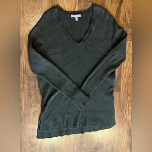 Chelsea 28 olive green sweater